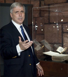 Dr. Scott Carroll