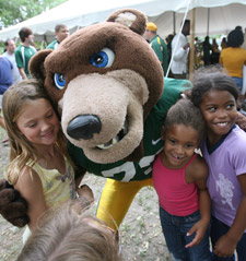 Bruiser with kids at Meet the Bears