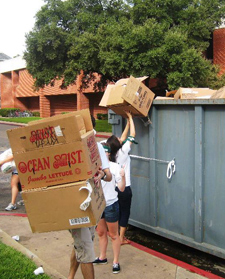 Recycling during Move-In 2009