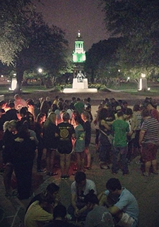 Baylor students praying for West, Texas