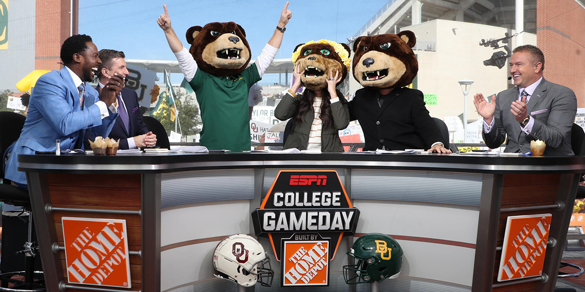 Chip & Joanna Gaines on the ESPN GameDay set at Baylor