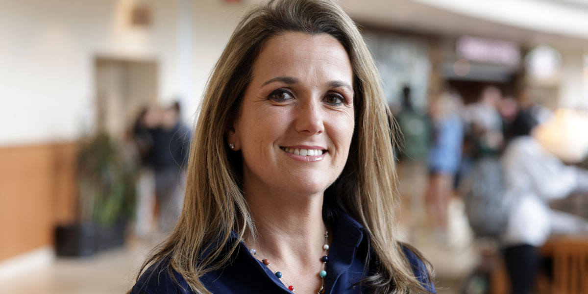 Dr. Barbara Castanheira portrait photo